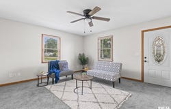 321 N 5TH Street, Petersburg, IL 62675