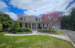 2 Bridle Path, Westhampton Beach, NY 11978
