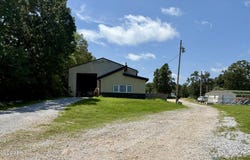 13288 Burr Oak Road, Carthage, MO 64836
