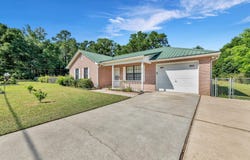 1232 Mapoles Street, Crestview, FL 32536