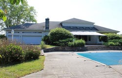 11 Pheasant Ridge Road, Newtown, CT 06470