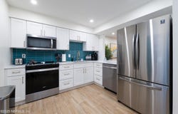 150 13TH Avenue N, Jacksonville Beach, FL 32250