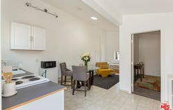5828 Foxview Dr, Malibu, CA 90265