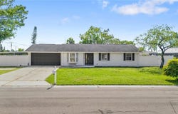 6321 FLORIDA Circle W, APOLLO BEACH, FL 33572