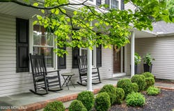 19 Stanley Lane, Middletown, NJ 07748