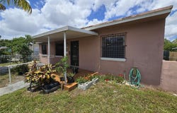 1051 E 18th St, Hialeah, FL 33013