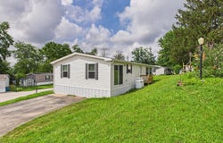 119 CHESTNUT HILL DRIVE, YORK, PA 17408