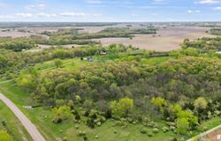 W COTTONWOOD Road, Elmwood, IL 61529