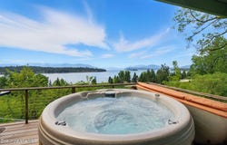 521 Aspen, Hope, ID 83836