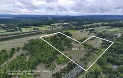 003 E Fort Road, Suttons Bay, MI 49682
