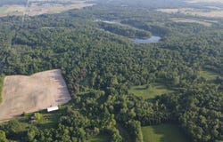 1046 S Bailey Lake Avenue, Gladwin, MI 48624