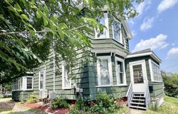21 Cottage Street, Bangor, ME 04401