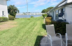 101 Leisure Lake Circle, Boynton Beach, FL 33426