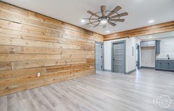 34 Depot St, Hartwell, GA 30643