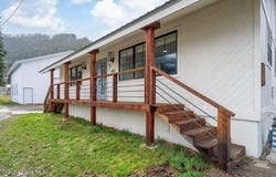 807 E Garden Ave, Osburn, ID 83849
