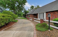 4406 South Stonecrest Circle, St Joseph, MO 64506