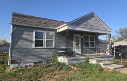 1402 E Elm Ave, Enid, OK 73701