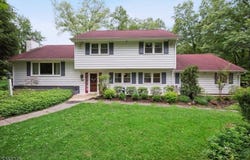 42 Wildwood Ter, Watchung Boro, NJ 07069