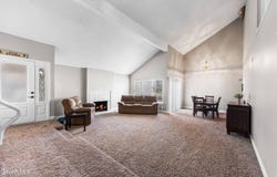 44028 Halcom Avenue, Lancaster, CA 93536