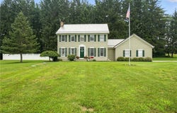 13670 Ravenna Road, Newbury, OH 44065