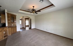 1215 Hershel Dr, Elgin, OK 73538