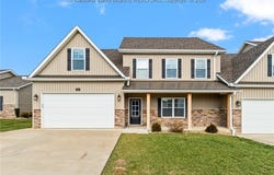 102 Loraine Way, Hurricane, WV 25526