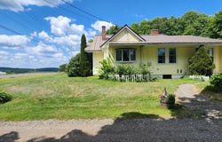 241 Leeds Junction Road, Wales, ME 04280
