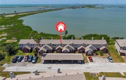 1001 W Bayview Boulevard, Portland, TX 78374