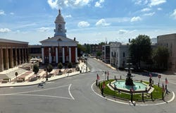 1 N MAIN, CHAMBERSBURG, PA 17201