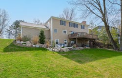 339 Highland Court, Plainwell, MI 49080
