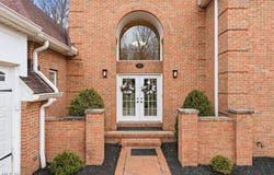 309 High Bluff, Aurora, OH 44202