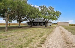 2402 Trlica Road, West, TX 76691
