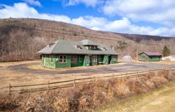 19 Trestle Rd, Hancock, NY 13783