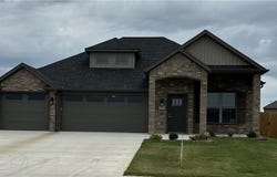 661 Summer  LN, Prairie Grove, AR 72753