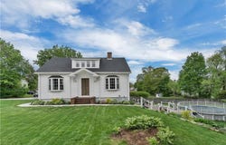 531 Putnam Pike, Smithfield, RI 02828