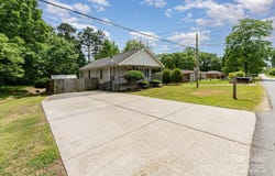 201 Easy Street, Concord, NC 28027