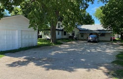 1927 Colfax Street, Blair, NE 68008