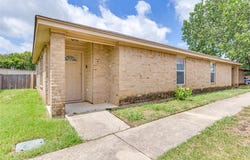 125 Cambridge Drive, Saginaw, TX 76179
