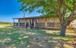 140 Jones Circle, Robert Lee, TX 76945