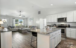 620 13th Street SW, Hickory, NC 28602