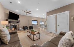 128 Chateau Mountain Court, Branson, MO 65616