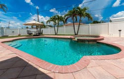 438 MEXICALI AVENUE, VENICE, FL 34293