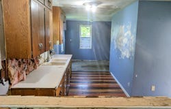 424 E Carpenter St, Hutchinson, KS 67501