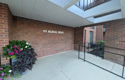 111 ACACIA Drive, Indian Head Park, IL 60525