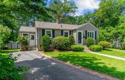 13 Angela Court, North Providence, RI 02904