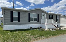 7 Stanton, Egg Harbor Township, NJ 08234