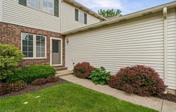 1818 Hobbits Way, Brunswick, OH 44212