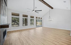 390 Crosswater LN, Dripping Springs, TX 78620