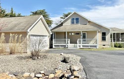 477 WAMPUM LANE, HEDGESVILLE, WV 25427