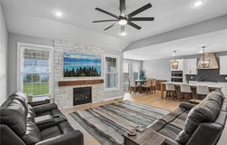 4391 Aspen Drive, Basehor, KS 66007